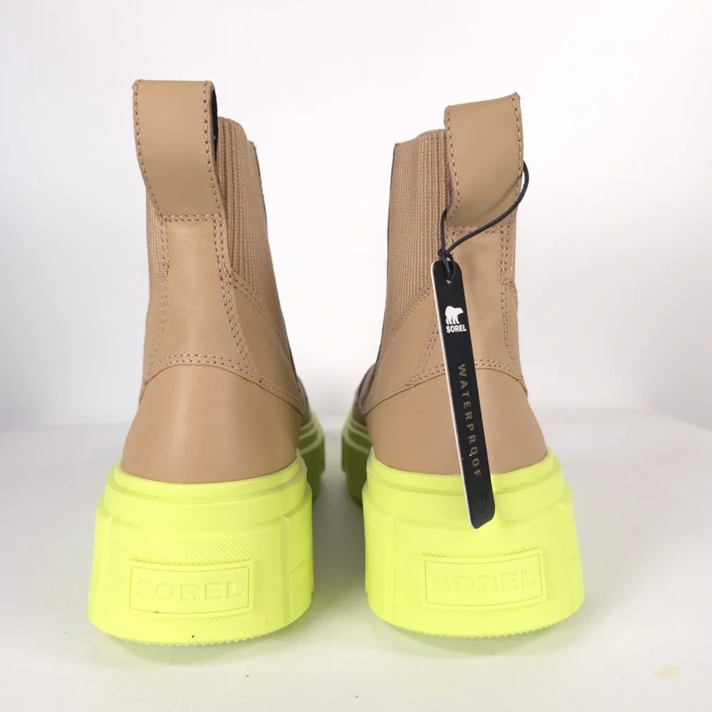 NWB SOREL CARIBOU‎ X Waterproof Platform Chelsea Boot LEATHER UPPER Size 8.5 & 9